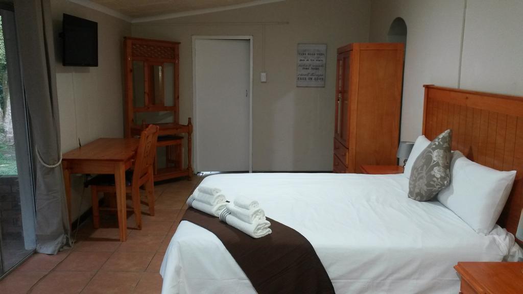 Eagles Nest Guesthouse Eshowe Room photo